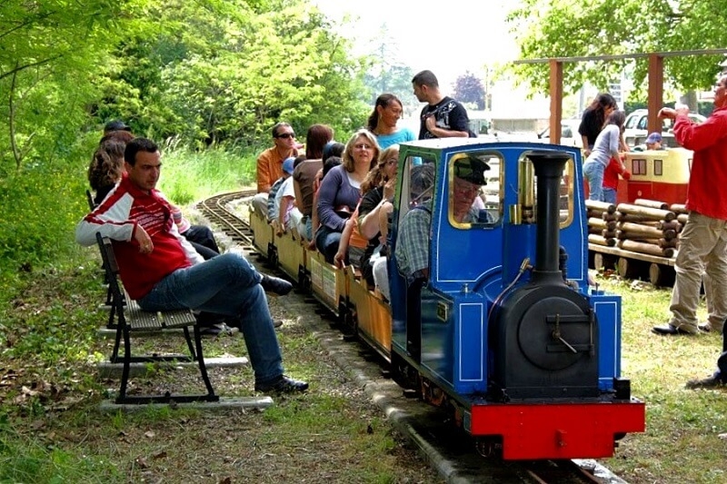Promenade nature à bord du Petit Train de Grenade © Le Petit Train de Grenade